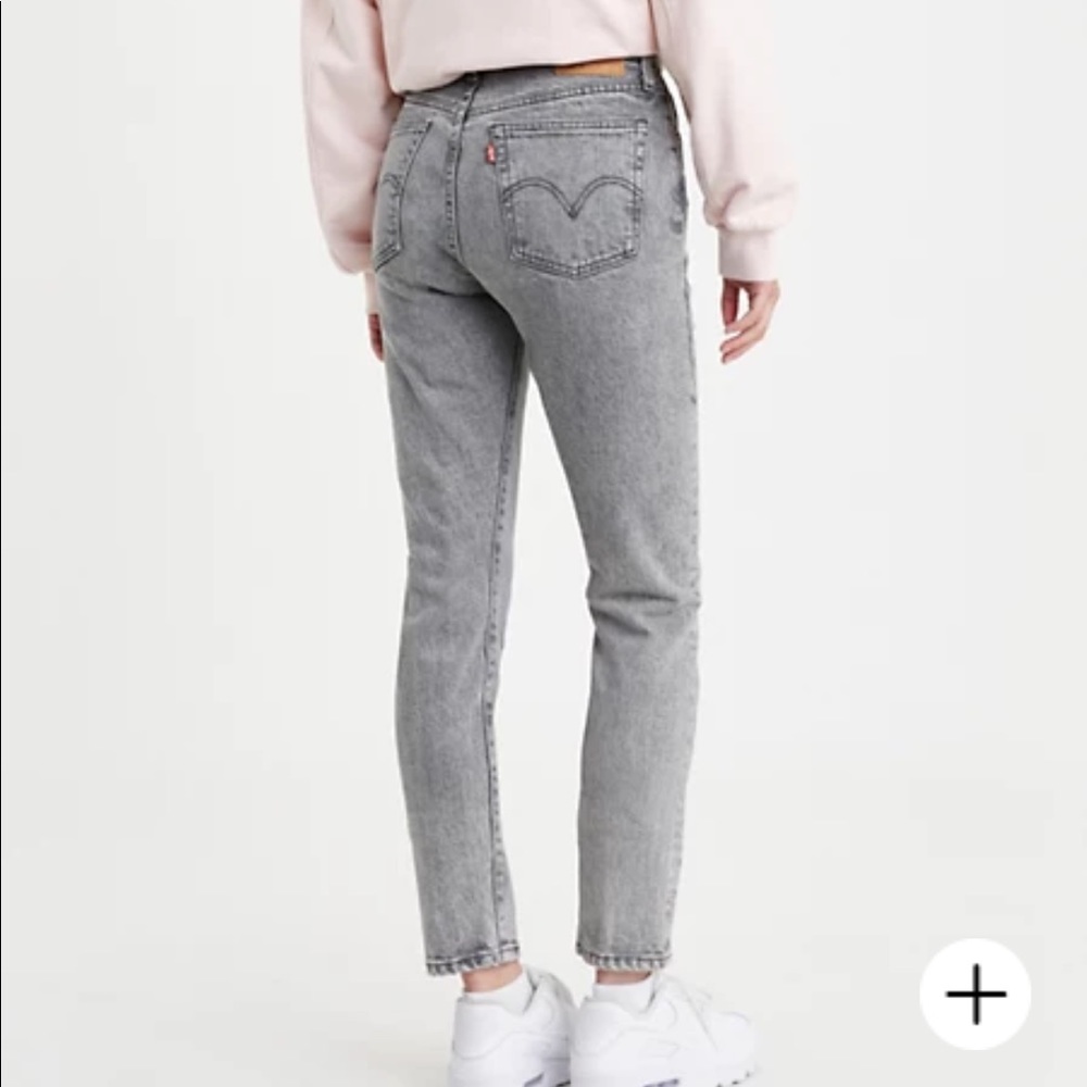 Levi’s 501 Skinny Stone Broke Grey NWT 26” 2